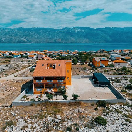Kameni Put Lägenhet Ražanac Exteriör bild