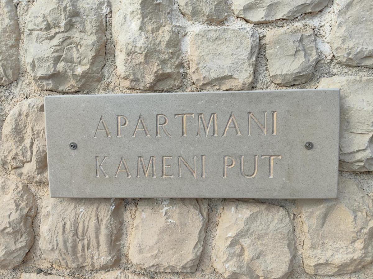 Kameni Put Lägenhet Ražanac Exteriör bild